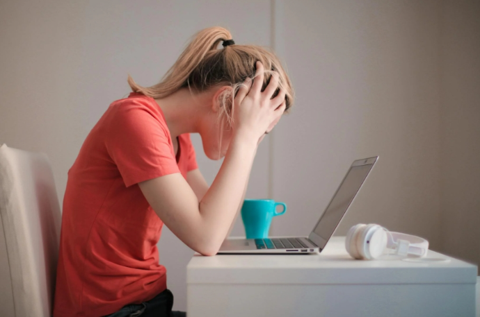 美国本科留学生签证续签注意事项