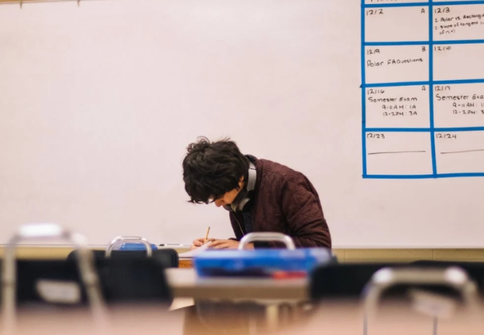 申请美国本科留学难吗