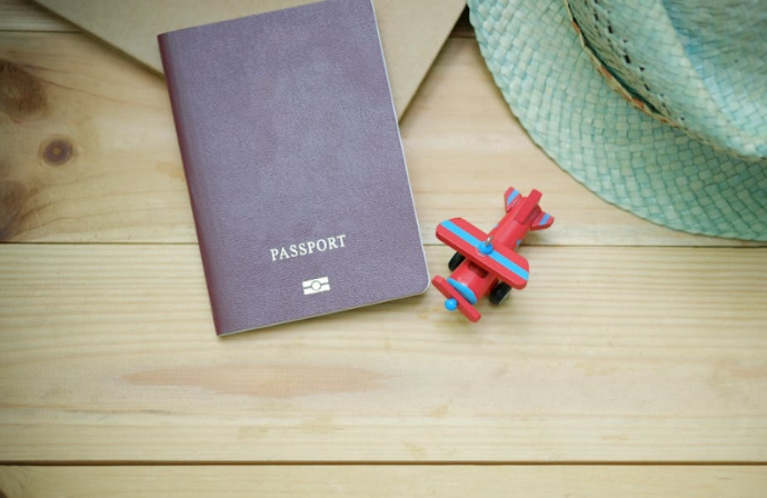 美国本科留学如何申请签证