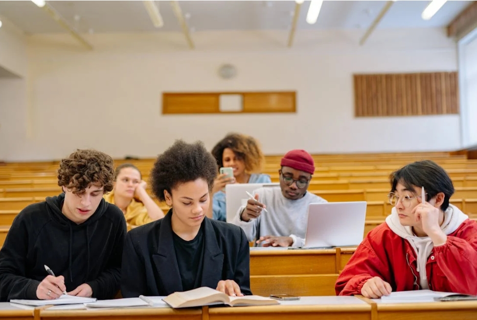 美国本科留学：哪些专业好就业?