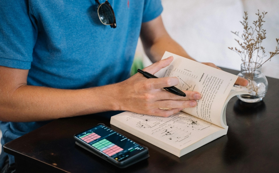 去美国本科留学保证金多少